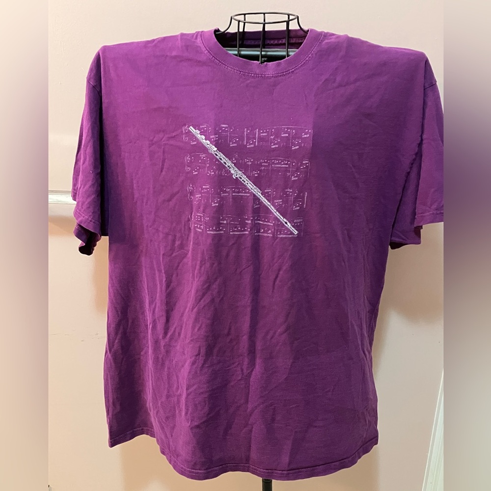 Flute tee with sheet music